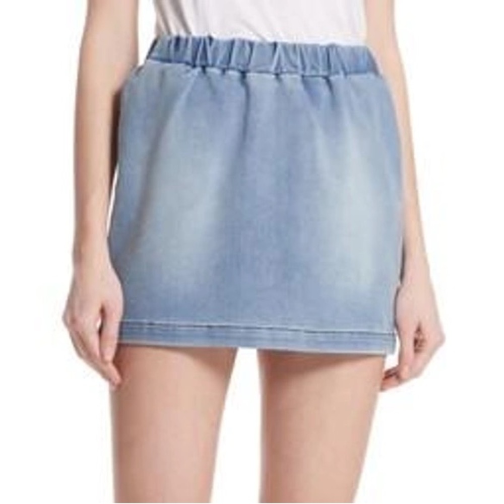 FRAME Denim Pull On Denim Mini Skirt Medium Like New Soft Thick Tencel Denim